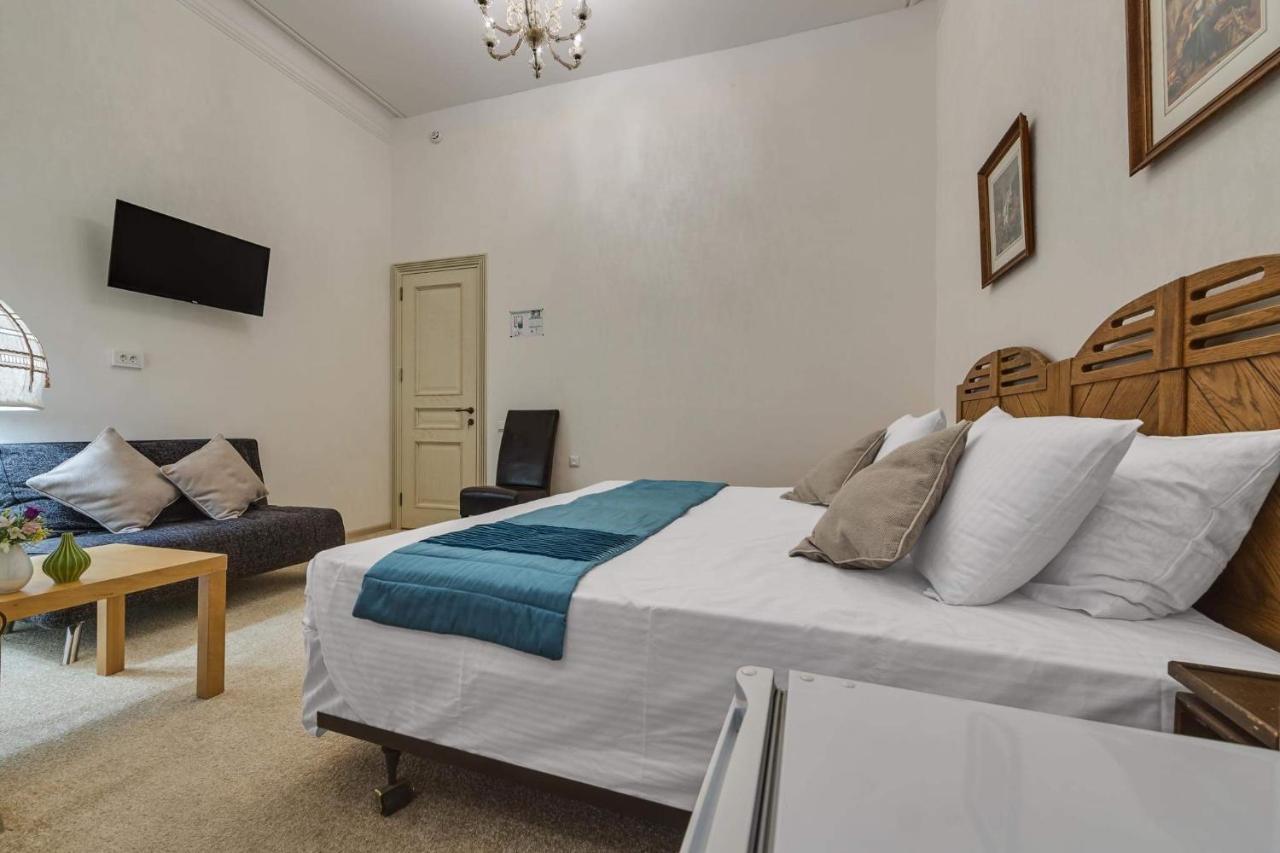 House 52 Boutique Hotel Tbilisi Exterior photo