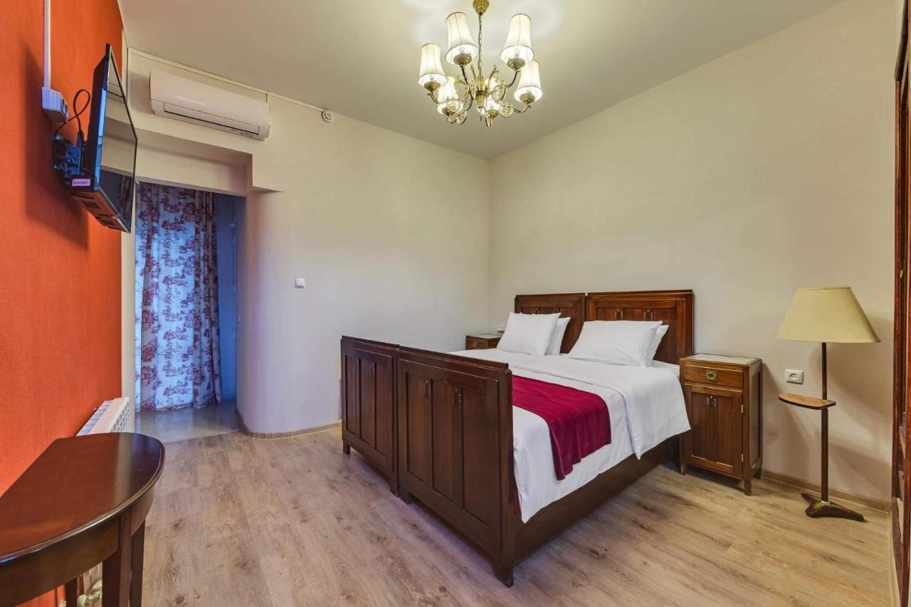 House 52 Boutique Hotel Tbilisi Exterior photo